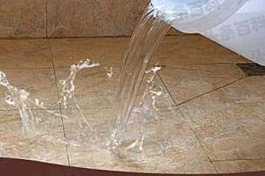 崖州漏水维修 免砸砖防水材料该如何施工